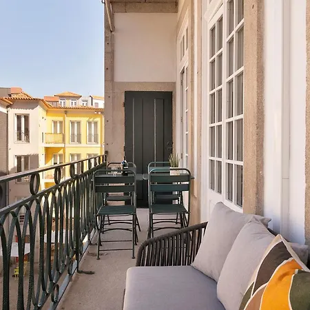 Apartment Historic At Cardosas With Balcony *